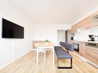 Tolstov Apartments - 2 Room Apartment - 25 Min to Messe DUS - 6