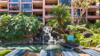 Kahana Falls Maui 2BR Apartment with Balcony and Resort Access - 9