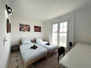 L'Aventura avec 7 chambres et Jardin - 3