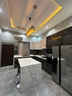 5 BED DUPLeX - 4