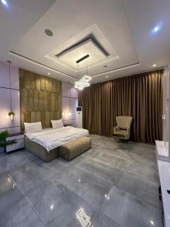 5 BED DUPLeX - 1