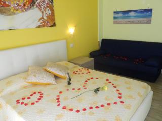 B&B Il Salice - Borghesiana - 8