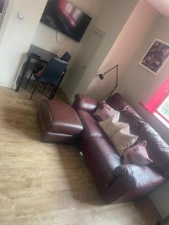 Modern 2BR near Wigan Town Centre - 1