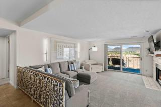 Cozy Condo - Stay for 9 - 5