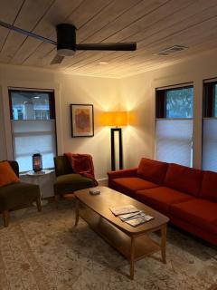 Historic bungalow on Church Street - 7