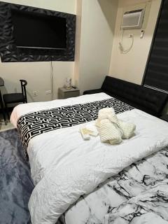 Hotel Style Condo Stay in Cubao - Manila - 6