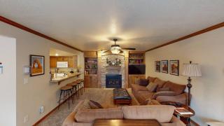 King Suite Pool/Spa Ski-in/out Gym Sauna BBQ - Brian Head - 3
