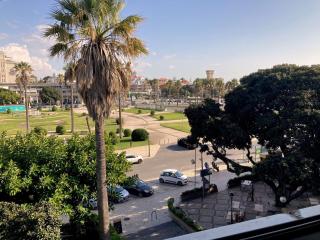 2min from BEACH & Iconic Casino Garden views - 6