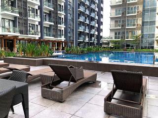 81NB Near Airport - 6