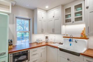 Historic Lakefront Home with Dock on Green Lake! - 1