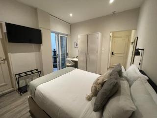 MIIRO Hotel - 8