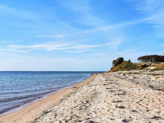 Seaside Escape in Kegnaes - By Traum Ferienwohnungen - 7