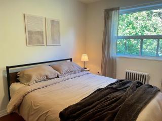 Upper Beaches Apartment - 4