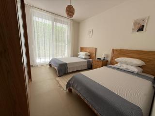Seashell Sidi Abdelrahman Luxury Ground Chalet 3 BR 2 Bathrooms With Maid Room Bathroom for Families only , Direct on Pool - Sīdī ‘Abd ar Raḩmān - 2