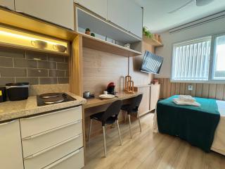 Apartamento Inteiro no Caminho Árvores - 2