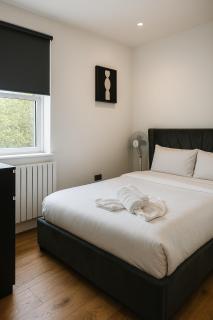 Brand New 2BR Flat Sleeps 6 Canada Water SE16 - 8