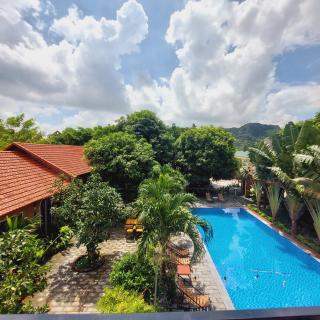 Ninh Binh Mountain Side Homestay & Cafe - 5