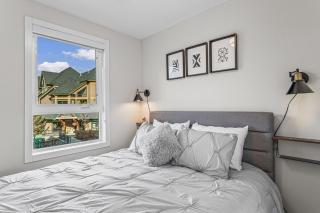 Peak n Plunge Insane MTN View Pool n Hot Tub K201 - 4