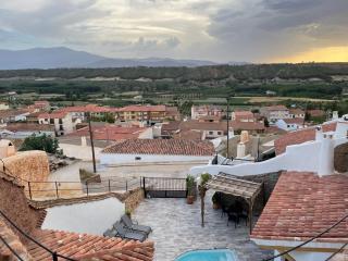 Cueva con vistas a Sierra Nevada en Alcudia de Guadix - 9
