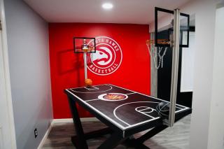 Atlanta Sports Retreat 15 min to Mercedes Benz - 0
