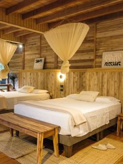 Explorers Inn - 9