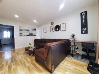 2 BR Apt|15 Min to NYC|Book Today - 2