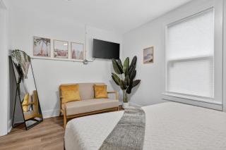 Affordable Private Studio - 9