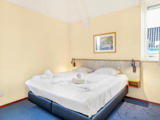 Waterfront Villa Near Groningen - 4