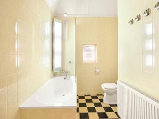 Waterfront Villa Near Groningen - 3