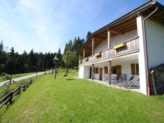 Chalet in Kufstein near Ski School, cleaning included - 0