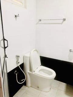 Hotel Dilshani - 1