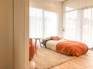 Architectural guest house in St Clair - 2