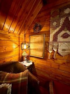 The Drake Cabin in The Forest - 6