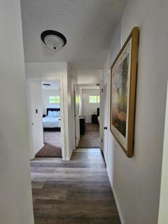 Cozy 3BR Cottage Near Headlands - 4