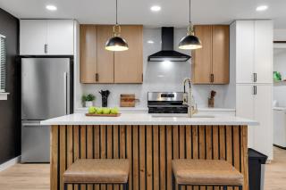 Spacious Family Retreat in the Heart of Garland - 6