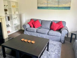 4 BED BBQ PARKING QMC UNIVERSITY HOCKEY MEETINGS Parkland - Nottingham - 6