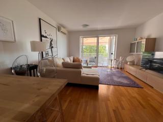 Sea View Apartment - 8