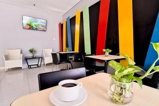 Amaris Hotel Panakkukang - 8