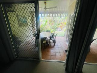 2 Bedroom Villa with private courtyard, close to resort pool - 1