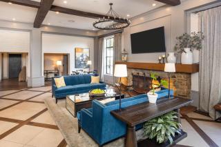 Inn Marin and Suites, an Ascend Collection Hotel - 4