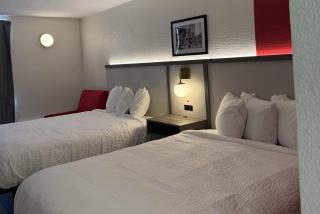Travelodge by Wyndham Lumberton - 2