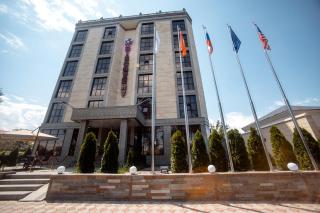 Discovery Hotel - Bishkek - 8