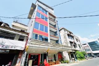 Urbanview Hotel Grand Mohaga Medan - 2