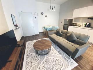 LV10 The Greywoodz 1-4pax Kuantan - 2