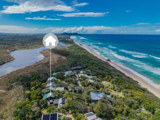 #08 Tallow Sands - Sandcastle - 0