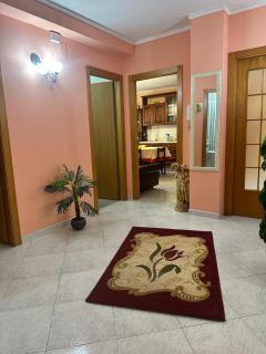 Etna Rose House - 7