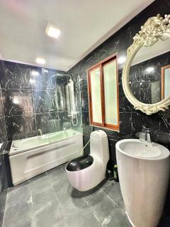 LA Serviced Apartment - 1