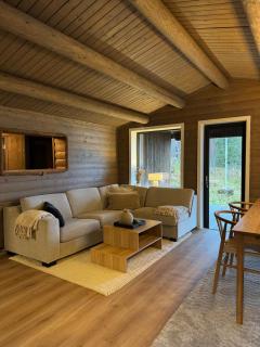 A stone's throw away from Rørvikstranda, in beautiful Lofoten! - 9