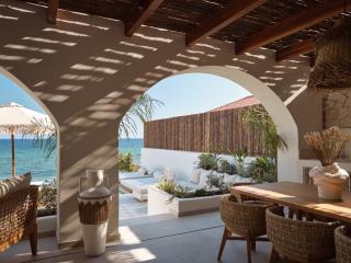 Oriana, Beachfront villa - 2