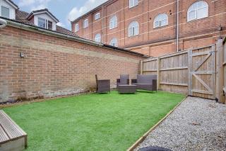 Palmerston Road - 5
